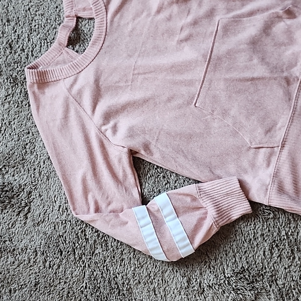 Sweater - Picture 10 of 14